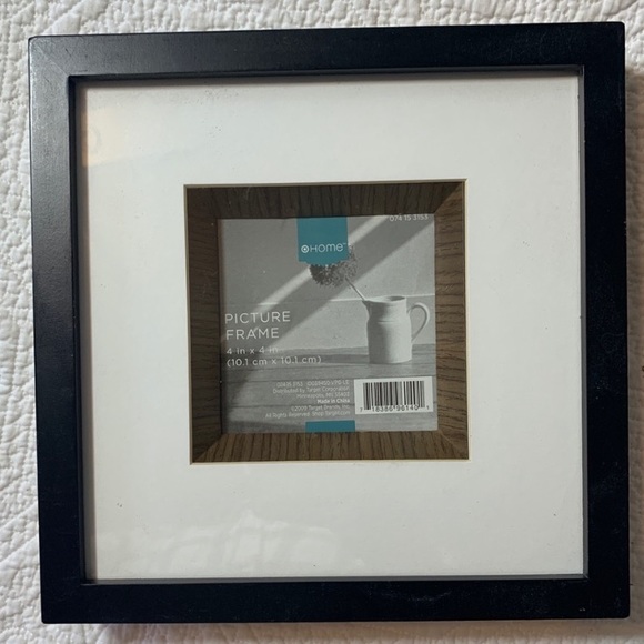 Lot (3) Picture frames. - Picture 3 of 7